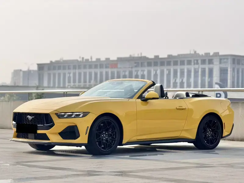 2024 Ford Mustang с пробегом 13 000 км