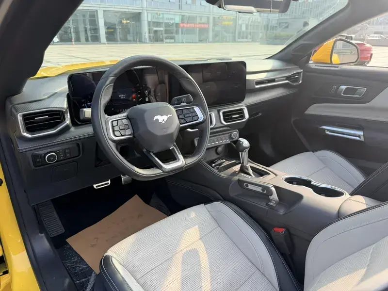 2024 Ford Mustang с пробегом 13 000 км