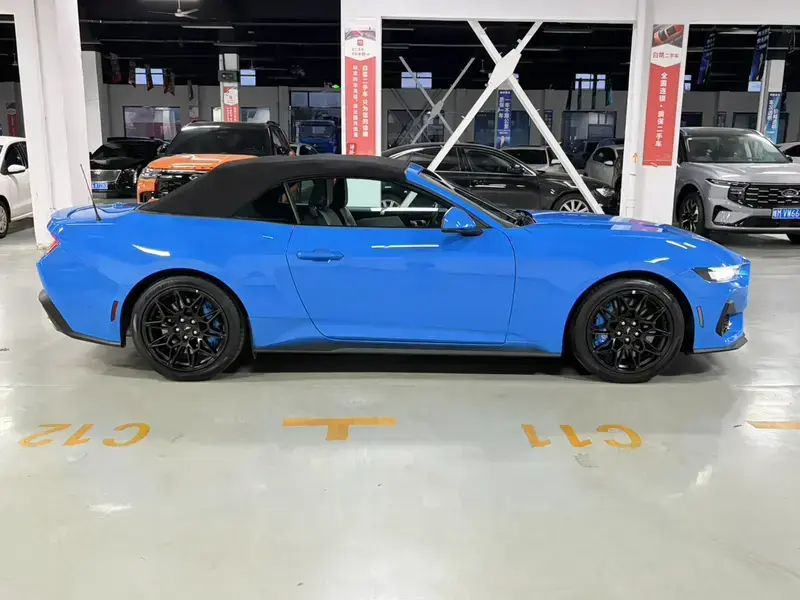 2024 Ford Mustang с пробегом 3 700 км