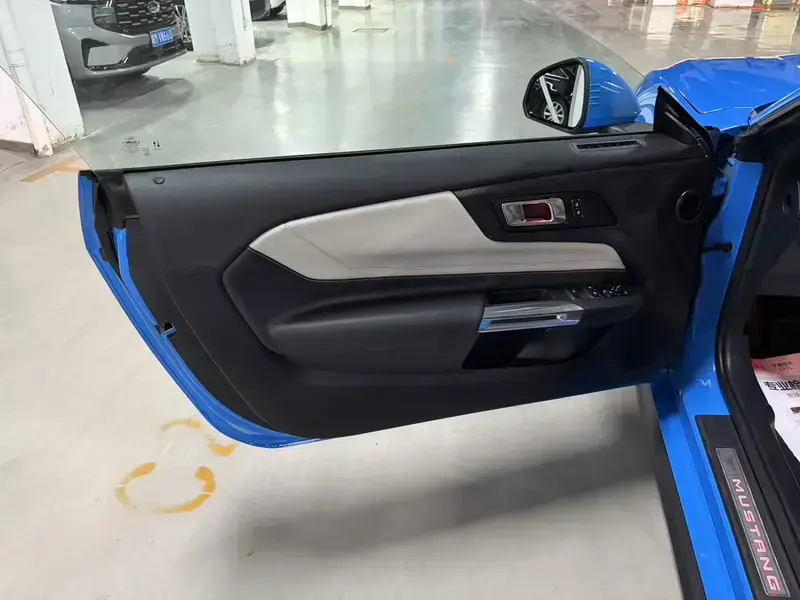 2024 Ford Mustang с пробегом 3 700 км