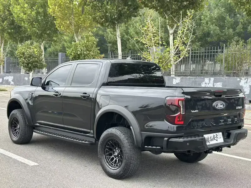 2023 Ford Ranger с пробегом 18 000 км