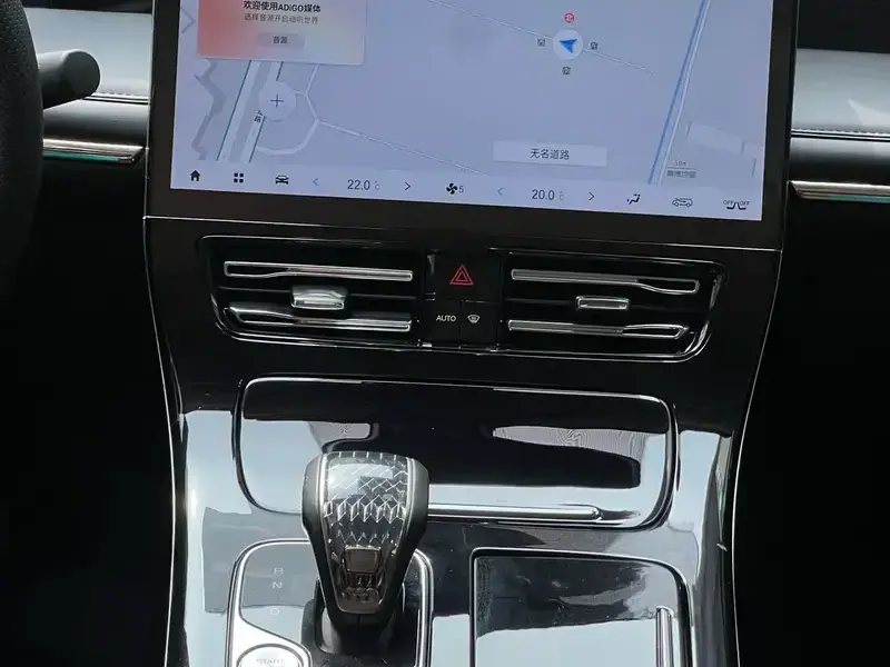 2024 GAC Trumpchi M8 с пробегом 15 000 км