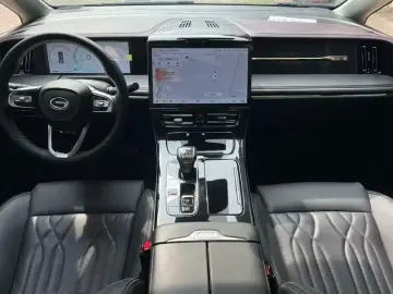 2024 GAC Trumpchi M8 с пробегом 15 000 км