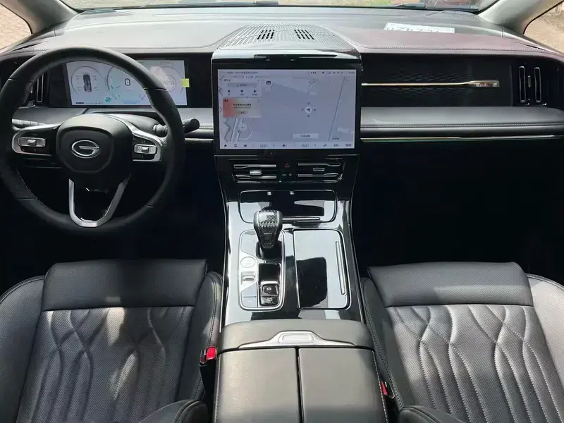 2024 GAC Trumpchi M8 с пробегом 15 000 км