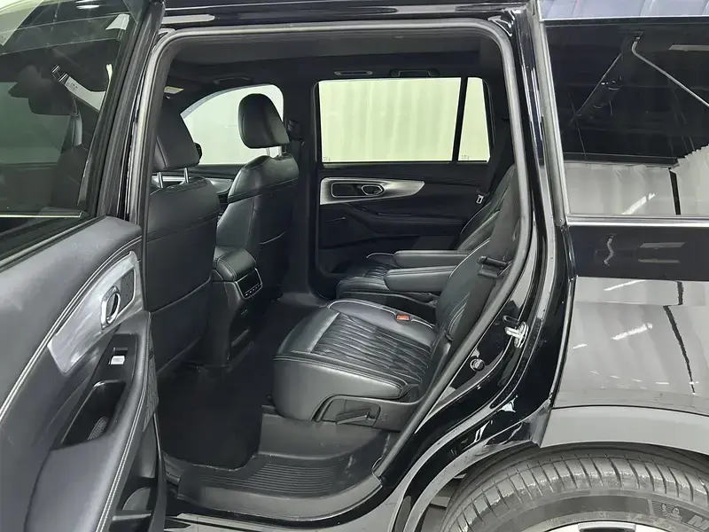 2022 GAC Trumpchi GS8 с пробегом 91 800 км