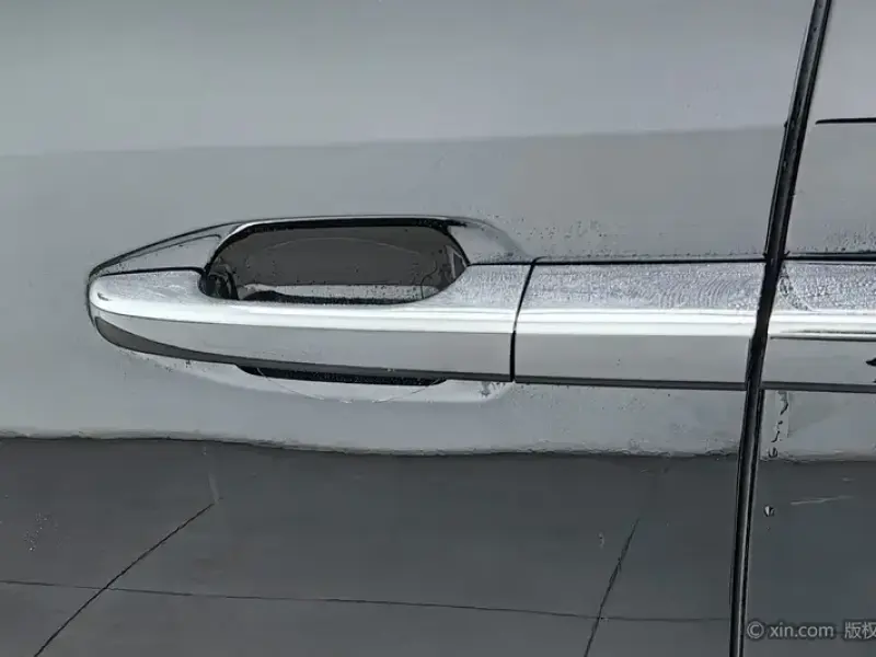 2024 GAC Trumpchi M8 с пробегом 15 000 км