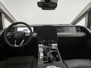 2024 GAC Trumpchi M8 с пробегом 15 000 км