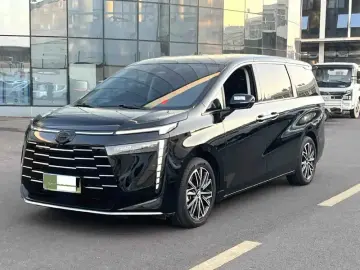 2024 GAC Trumpchi E8 с пробегом 33 000 км