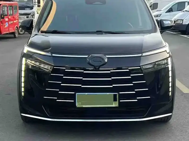 2024 GAC Trumpchi E8 с пробегом 33 000 км