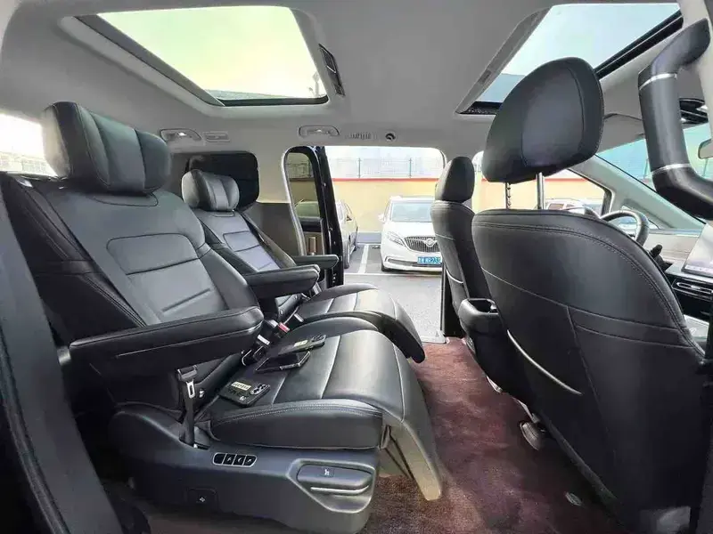 2024 GAC Trumpchi E8 с пробегом 33 000 км