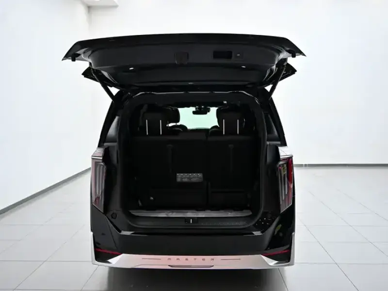 2024 GAC Trumpchi M8 с пробегом 15 800 км