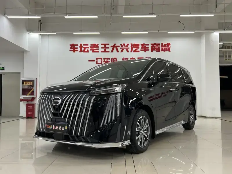 2024 GAC Trumpchi M8 с пробегом 16 000 км