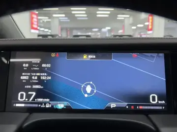 2024 GAC Trumpchi M8 с пробегом 16 000 км