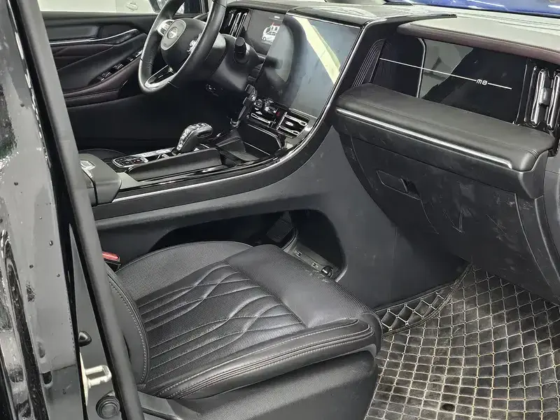2023 GAC Trumpchi M8 с пробегом 90 000 км