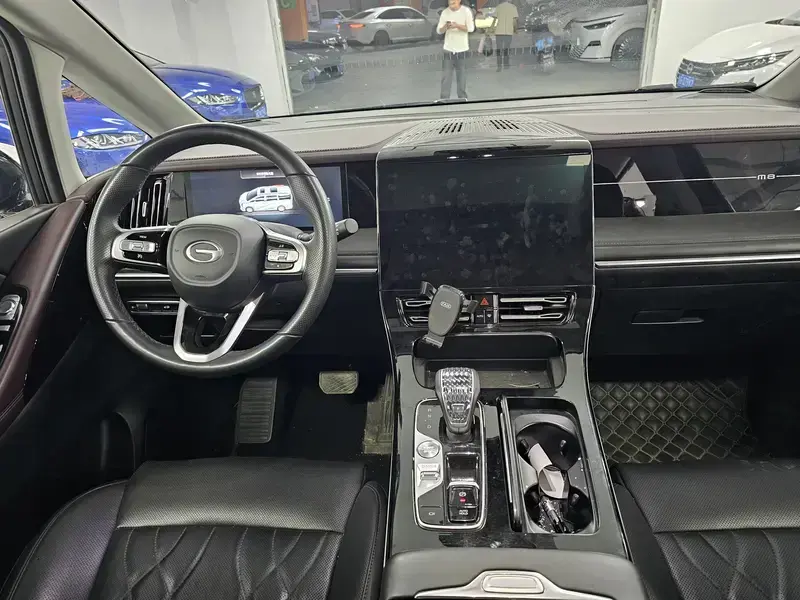 2023 GAC Trumpchi M8 с пробегом 90 000 км