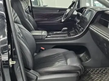 2023 GAC Trumpchi M8 с пробегом 90 000 км