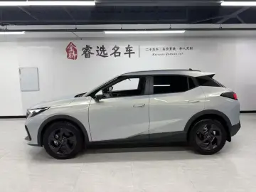 2023 GAC Trumpchi GS3 с пробегом 17 000 км