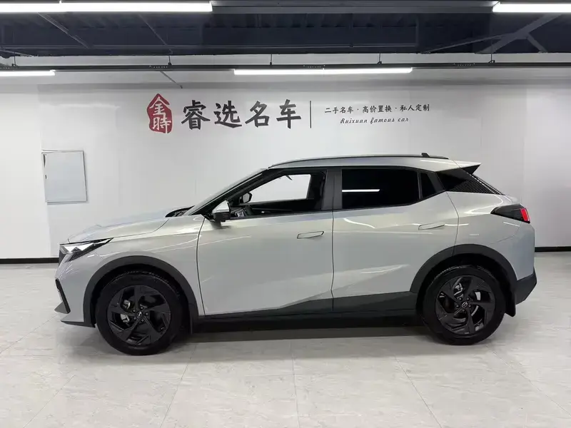 2023 GAC Trumpchi GS3 с пробегом 17 000 км