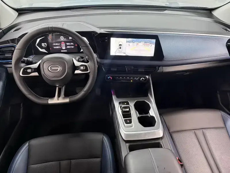 2023 GAC Trumpchi GS3 с пробегом 17 000 км