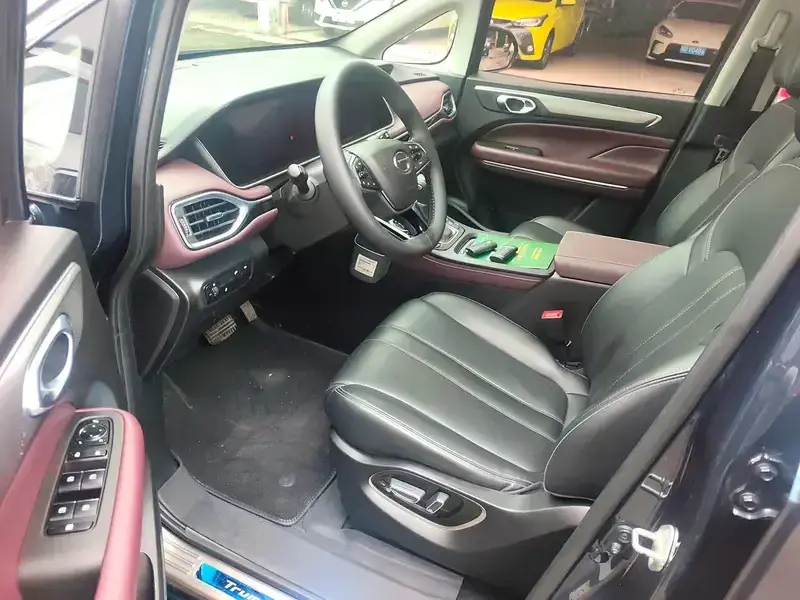 2021 GAC Trumpchi M6 с пробегом 47 000 км