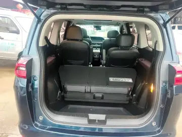 2021 GAC Trumpchi M6 с пробегом 47 000 км