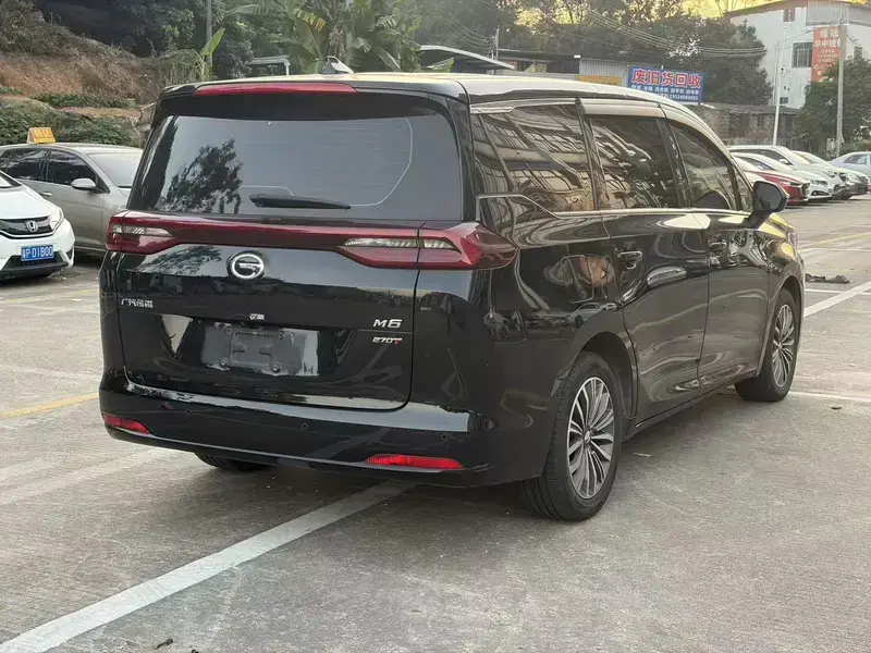 2021 GAC Trumpchi M6 с пробегом 75 000 км