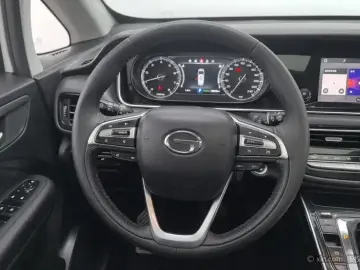 2021 GAC Trumpchi M6 с пробегом 105 800 км