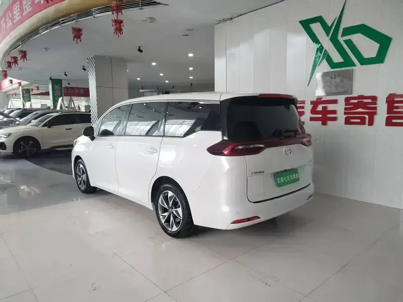 2021 GAC Trumpchi M6 с пробегом 99 000 км
