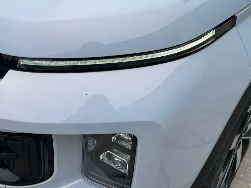 2023 Geely Icon с пробегом 24 000 км