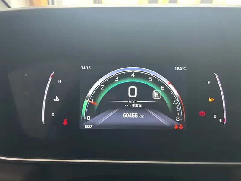 2021 GAC Trumpchi M6 с пробегом 60 400 км