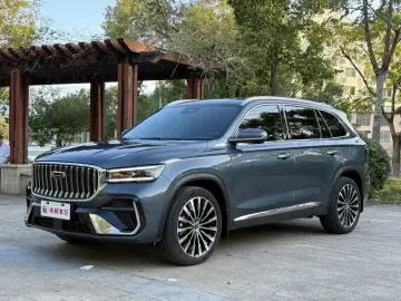 2026 Geely Monjaro с пробегом 14 000 км