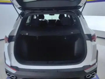 2025 Geely Binyue с пробегом 10 000 км
