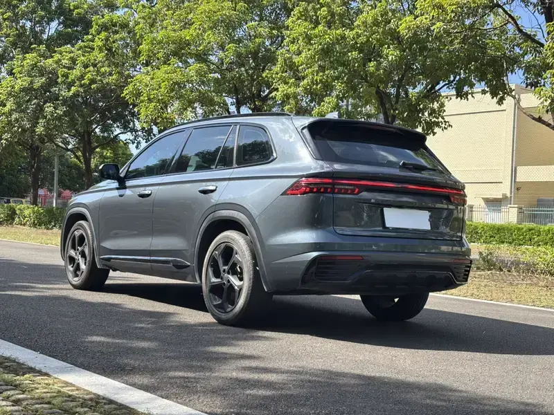 2021 Geely Monjaro с пробегом 37 000 км