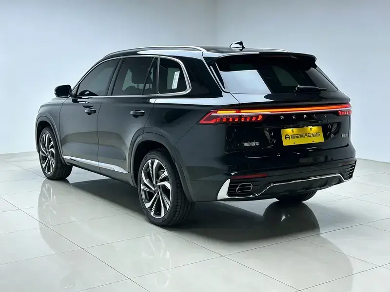 2024 Geely Monjaro с пробегом 18 700 км