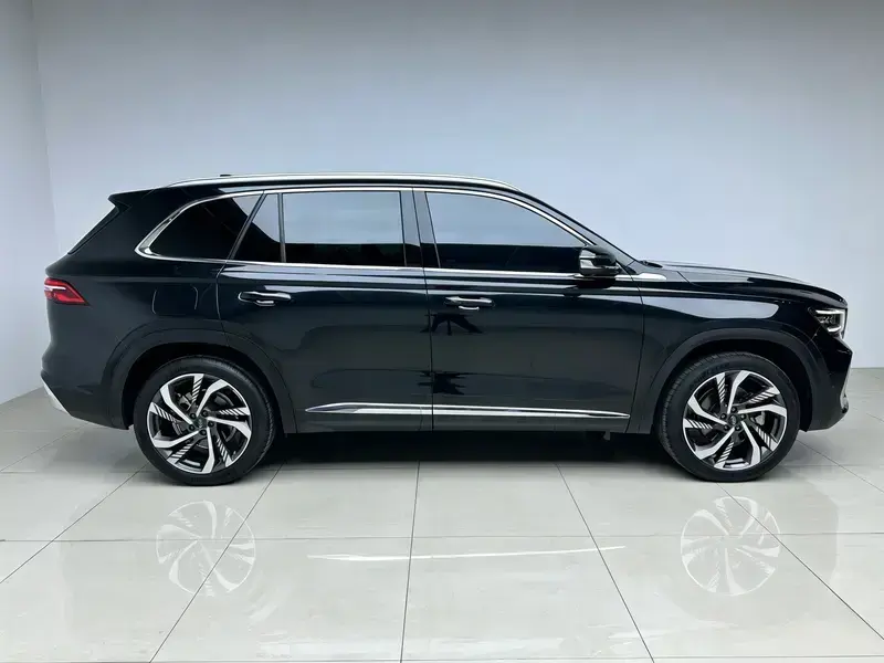 2024 Geely Monjaro с пробегом 18 700 км