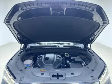 2024 Geely Monjaro с пробегом 18 700 км