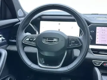2024 Geely Monjaro с пробегом 18 700 км