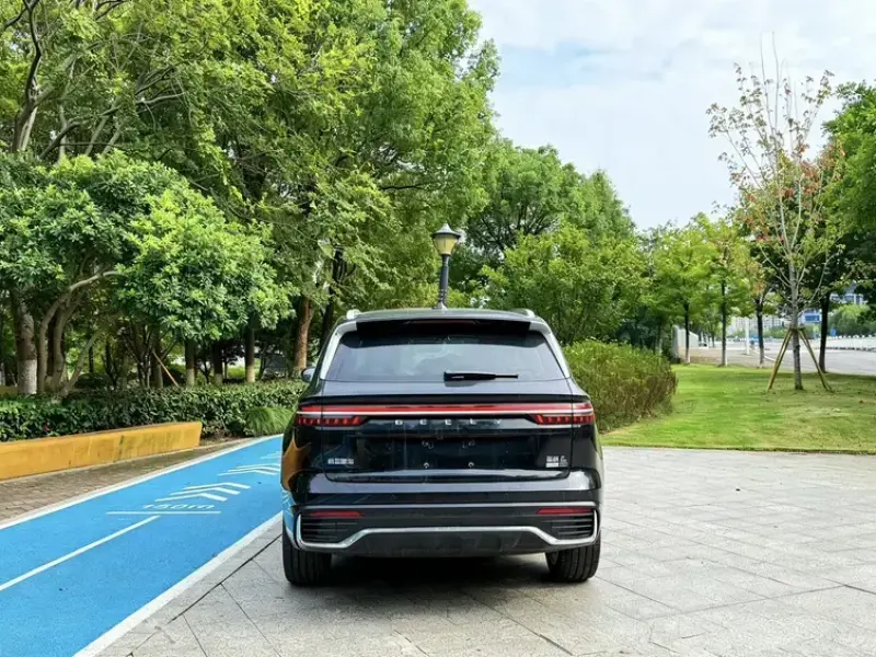2026 Geely Monjaro с пробегом 1 000 км