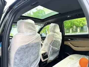 2026 Geely Monjaro с пробегом 1 000 км