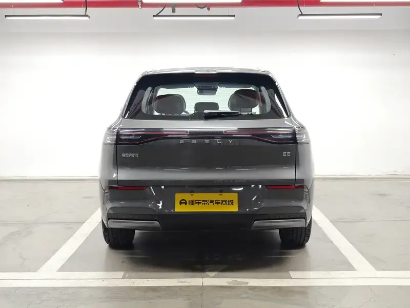 2026 Geely Galaxy E5 с пробегом 9 800 км