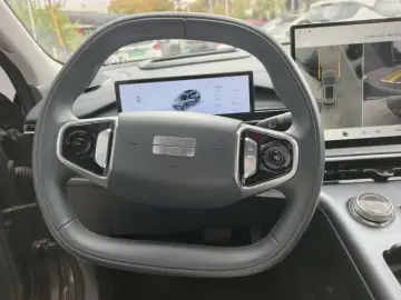 2026 Geely Galaxy E5 с пробегом 15 000 км