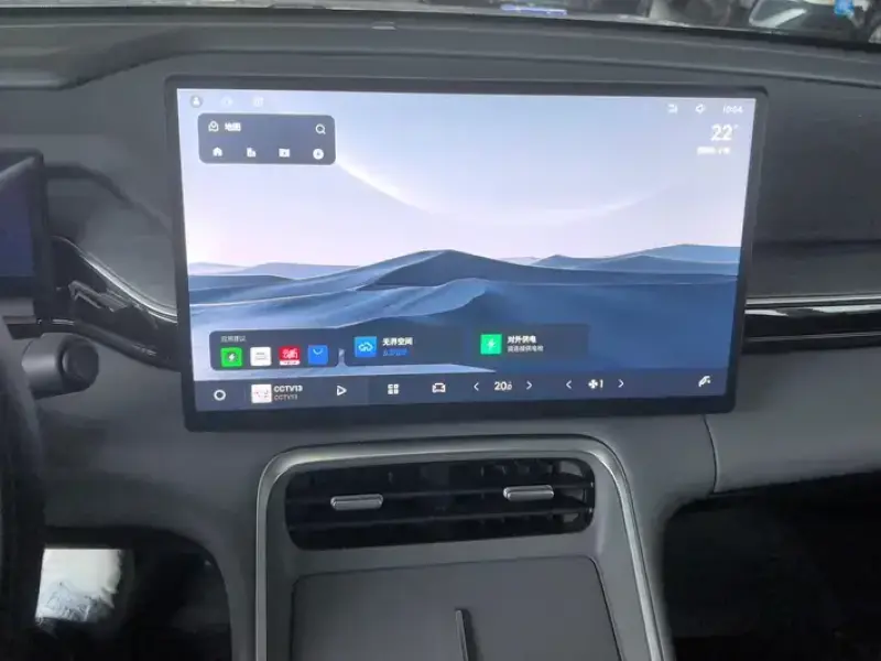 2025 Geely Galaxy L6 с пробегом 14 000 км
