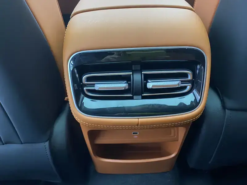 2026 Geely Galaxy M7 с пробегом 2 000 км