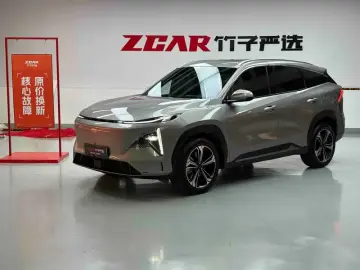 2024 Geely Galaxy L7 с пробегом 24 500 км