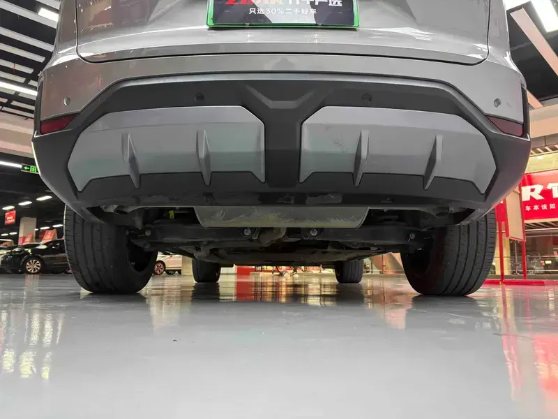 2024 Geely Galaxy L7 с пробегом 24 500 км