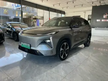2023 Geely Galaxy L7 с пробегом 50 000 км