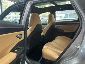 2023 Geely Galaxy L7 с пробегом 50 000 км