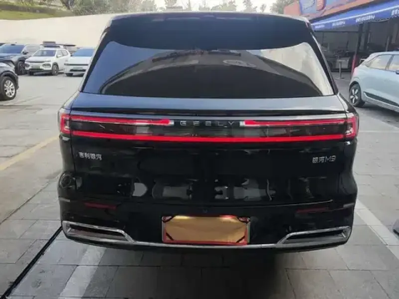 2025 Geely Galaxy M9 с пробегом 10 000 км
