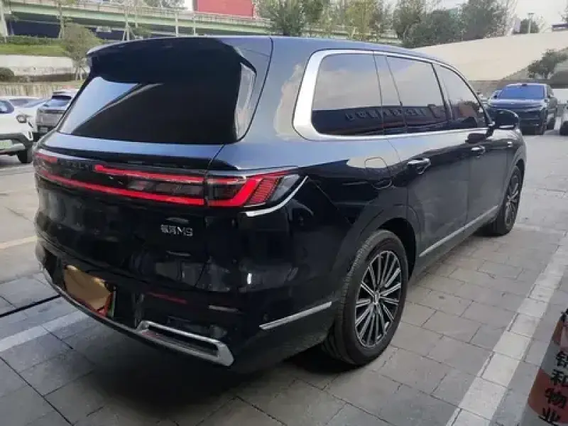 2025 Geely Galaxy M9 с пробегом 10 000 км
