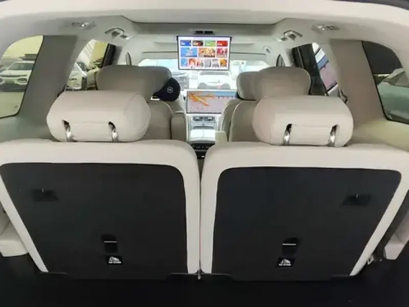 2025 Geely Galaxy M9 с пробегом 10 000 км